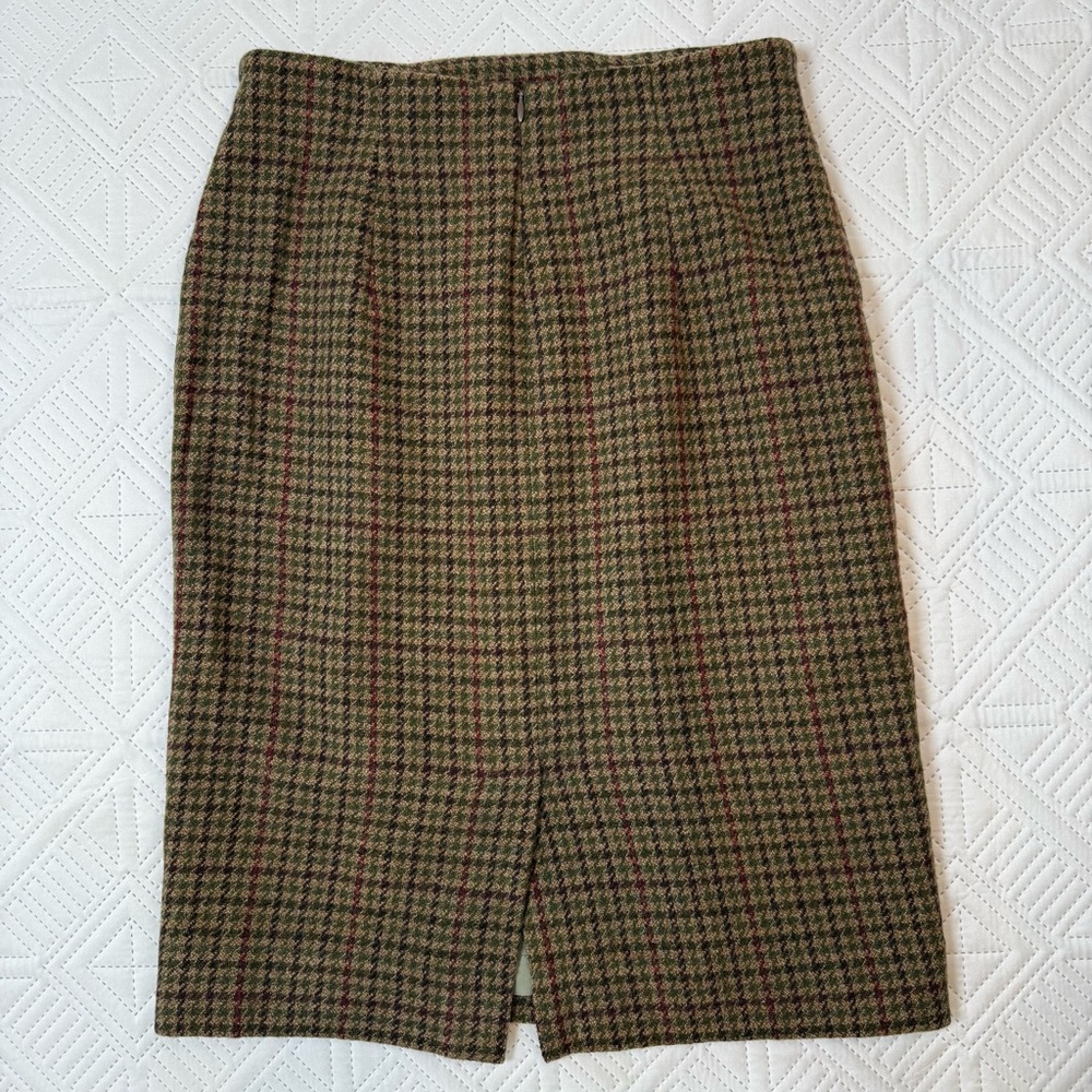 Ralph Lauren Olive Green Plaid Pencil Skirt with Subtle Burgundy Accents - Picture 4 of 10